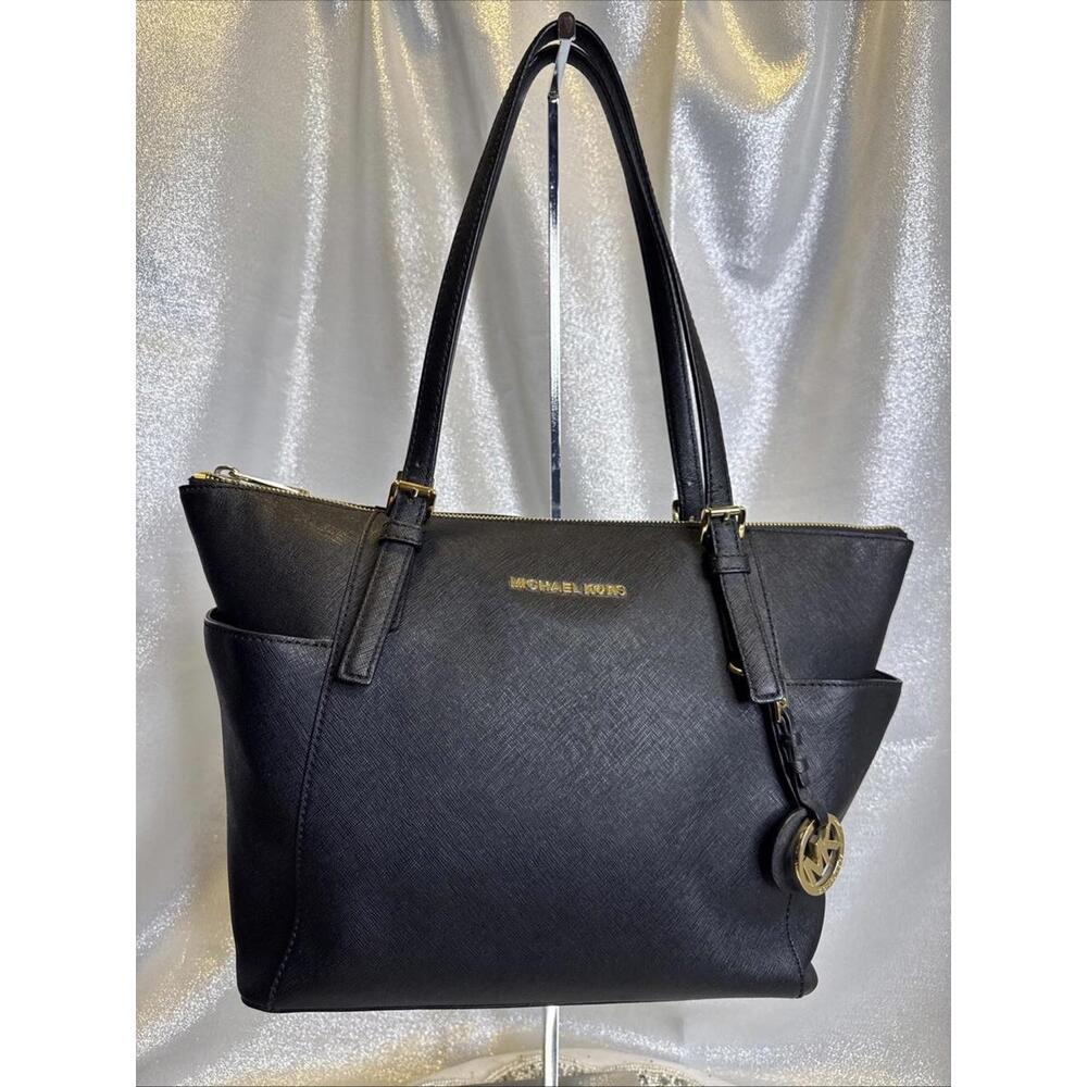 Michael Kors Black Leather Jet Set Shoulder Bag Purse